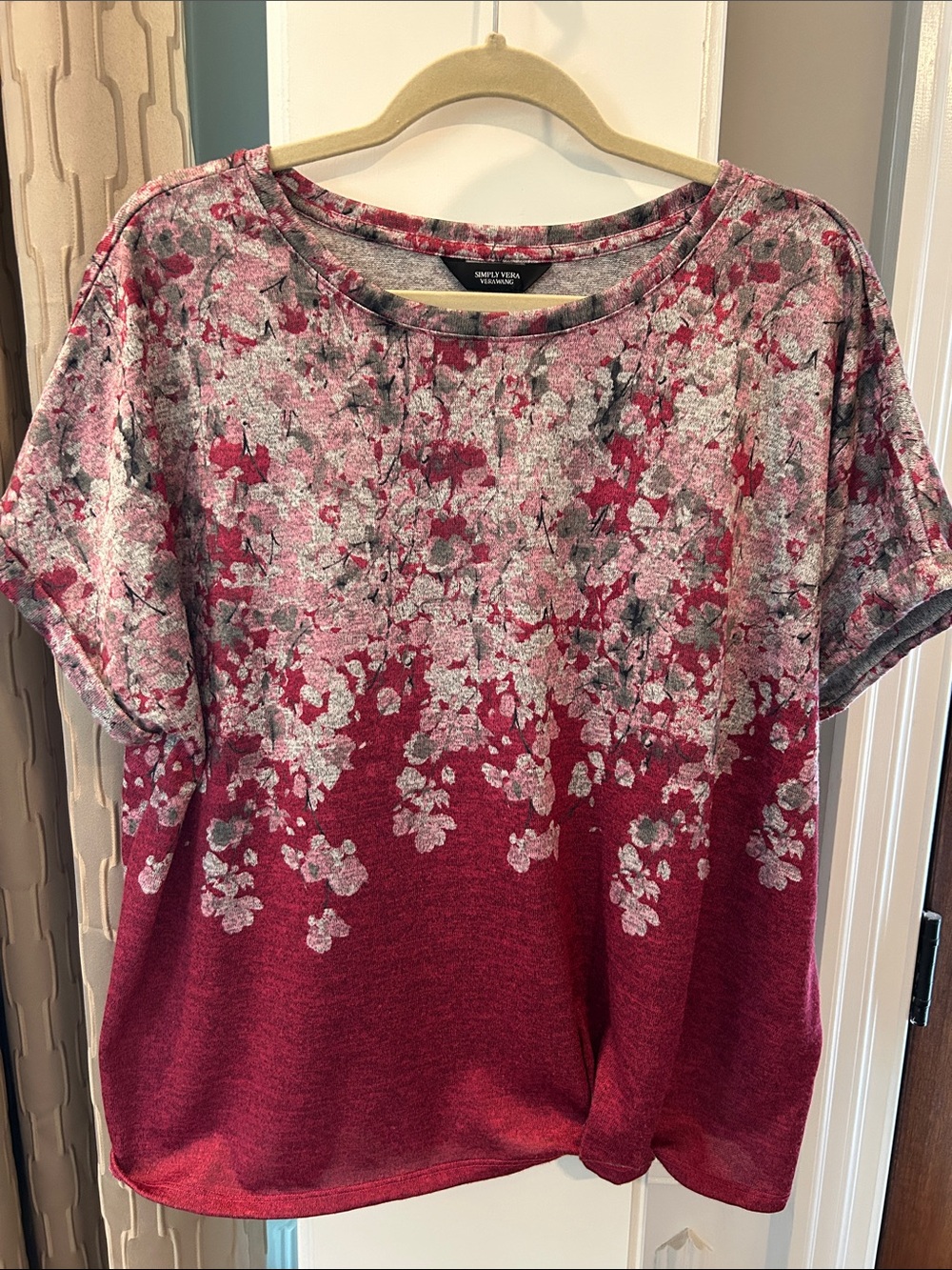 Simply Vera Vera Wang Berry Pink Floral Ombre Short Sleeve Tee